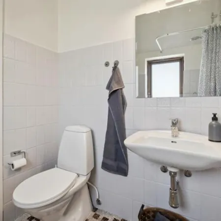 Lille Hus Naer By Og Hav * Juelsminde (Hedensted)